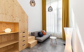 Waou Modern Loft III Centre